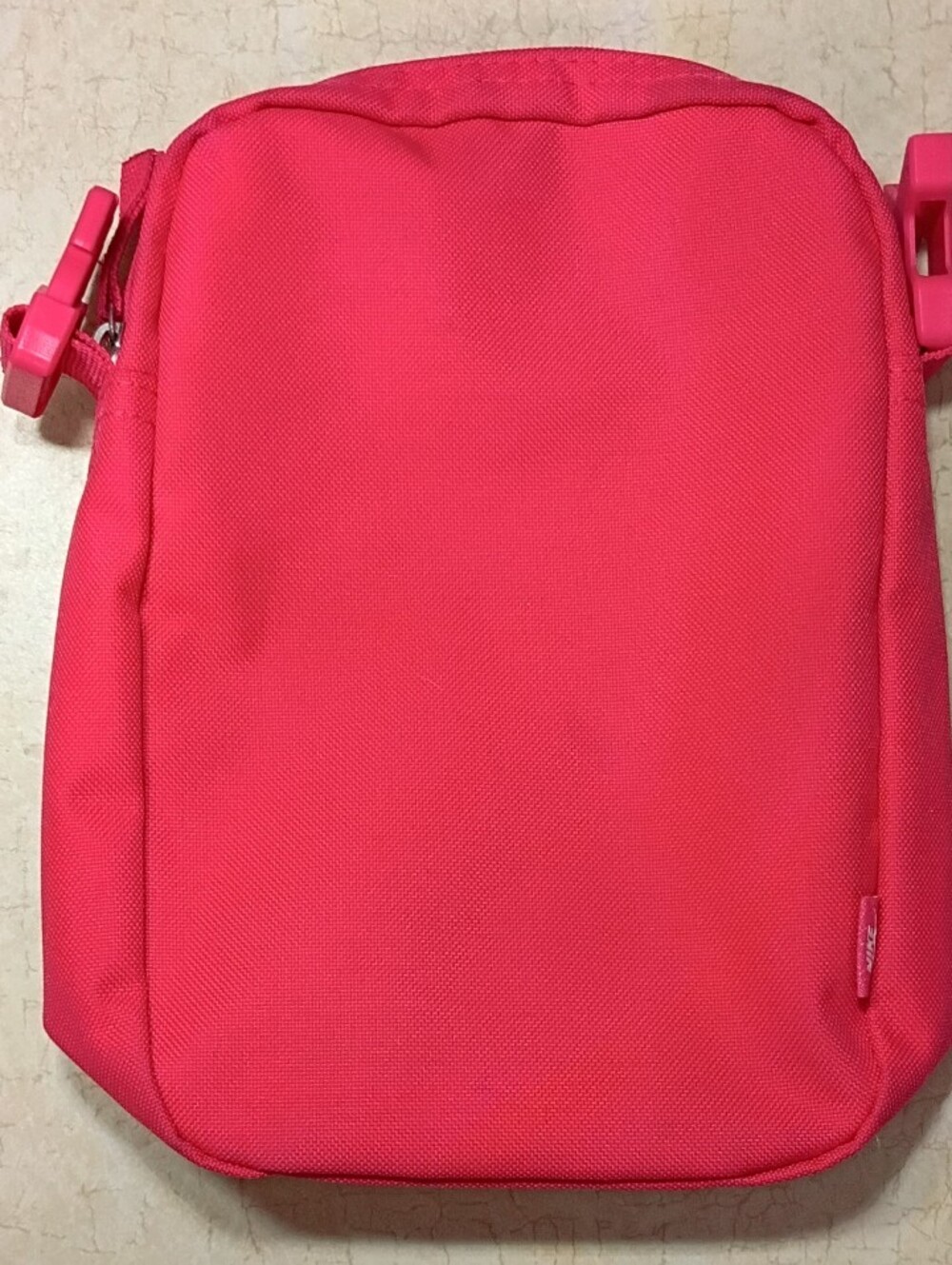 Nike Small Crossbody Bag in Hot Pink - Picture 2 of 15